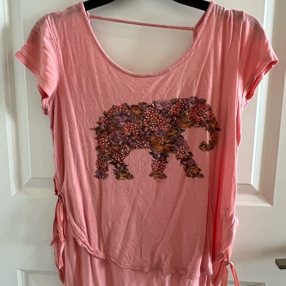 Peach elephant high low shirt/ crop top
